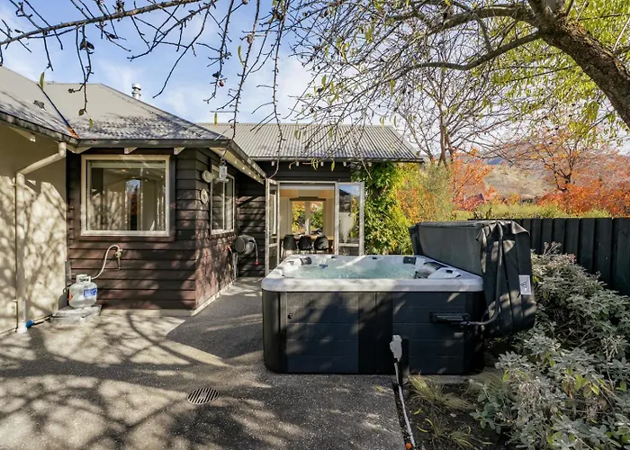 Holiday home Emerald Oasis By Sotheby's Luxury Homes *