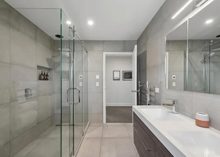 Emerald Oasis By Sotheby's Luxury Homes * Wanaka