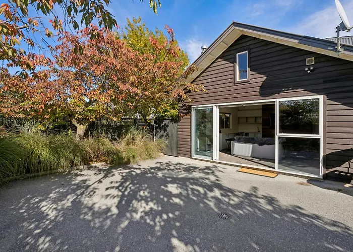 Emerald Oasis By Sotheby's Luxury Homes * Wanaka